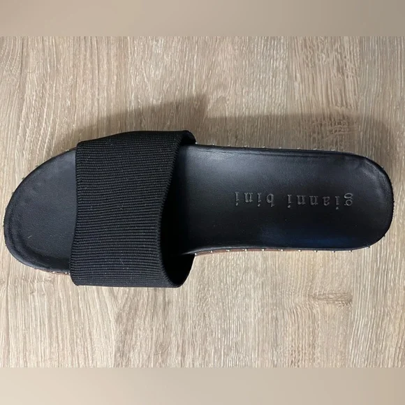 Gianni Bini Women’s Size 8M Black Slides. - Picture 2 of 7